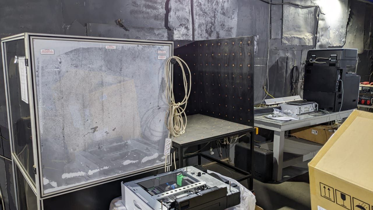 EXTRALAB լաբորատորիա — աշխատանքային խցիկ և անվտանգ աշխատանքի միջոցներ